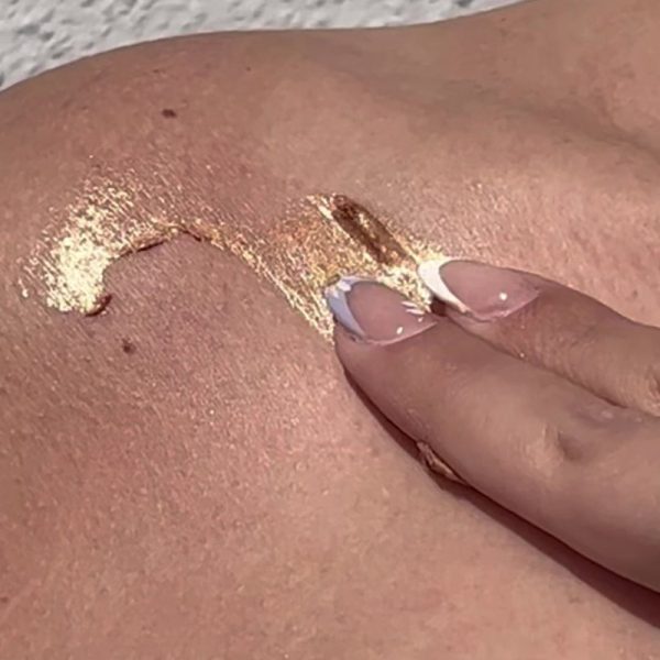 Private Label Vegan Glitter Body Shimmer Oil - Image 3