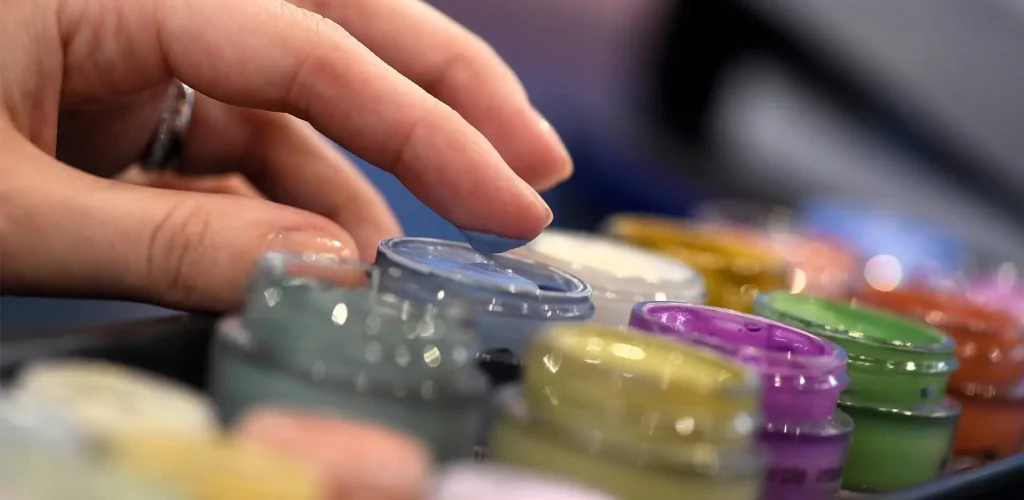 private label makeup manufacturers