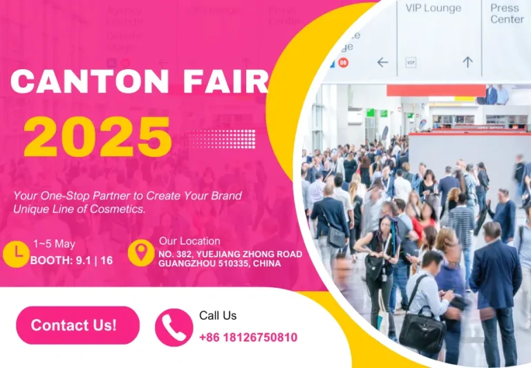 Pubblicità per la Fiera di Canton 2025 con dettagli sull'evento, tra cui l'ubicazione, il numero dello stand, le informazioni di contatto e un'immagine di una sala espositiva affollata.
